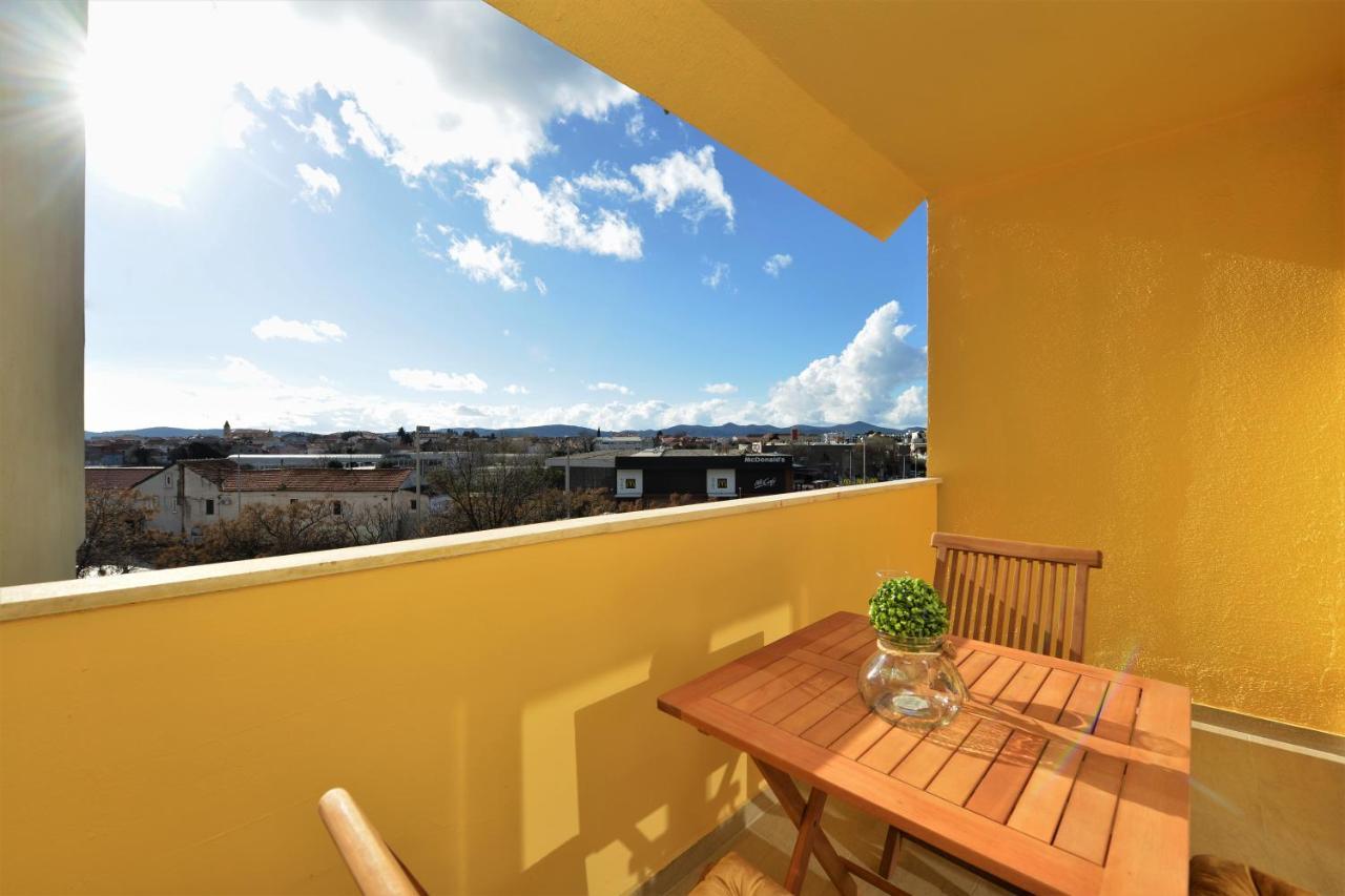 Apartman Lola 자다르 외부 사진
