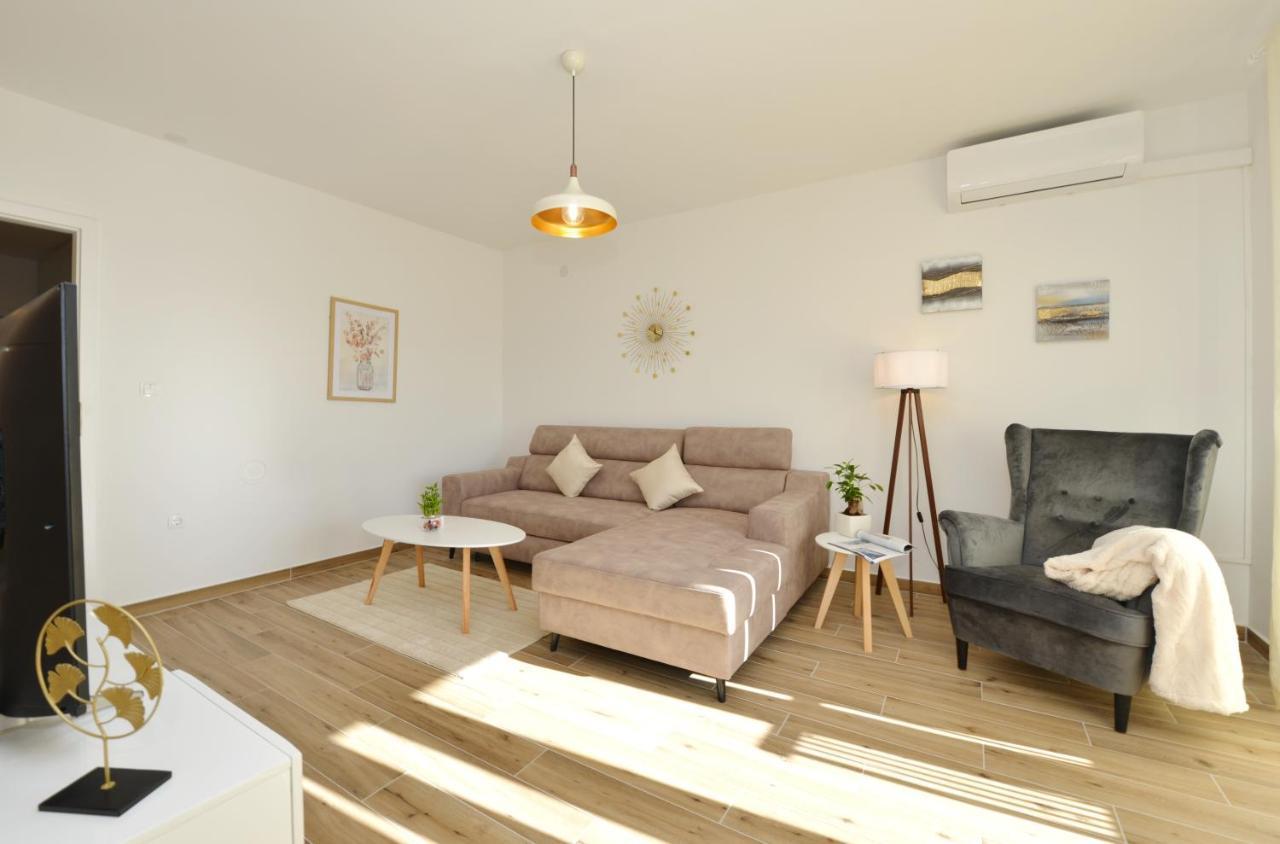 Apartman Lola 자다르 외부 사진