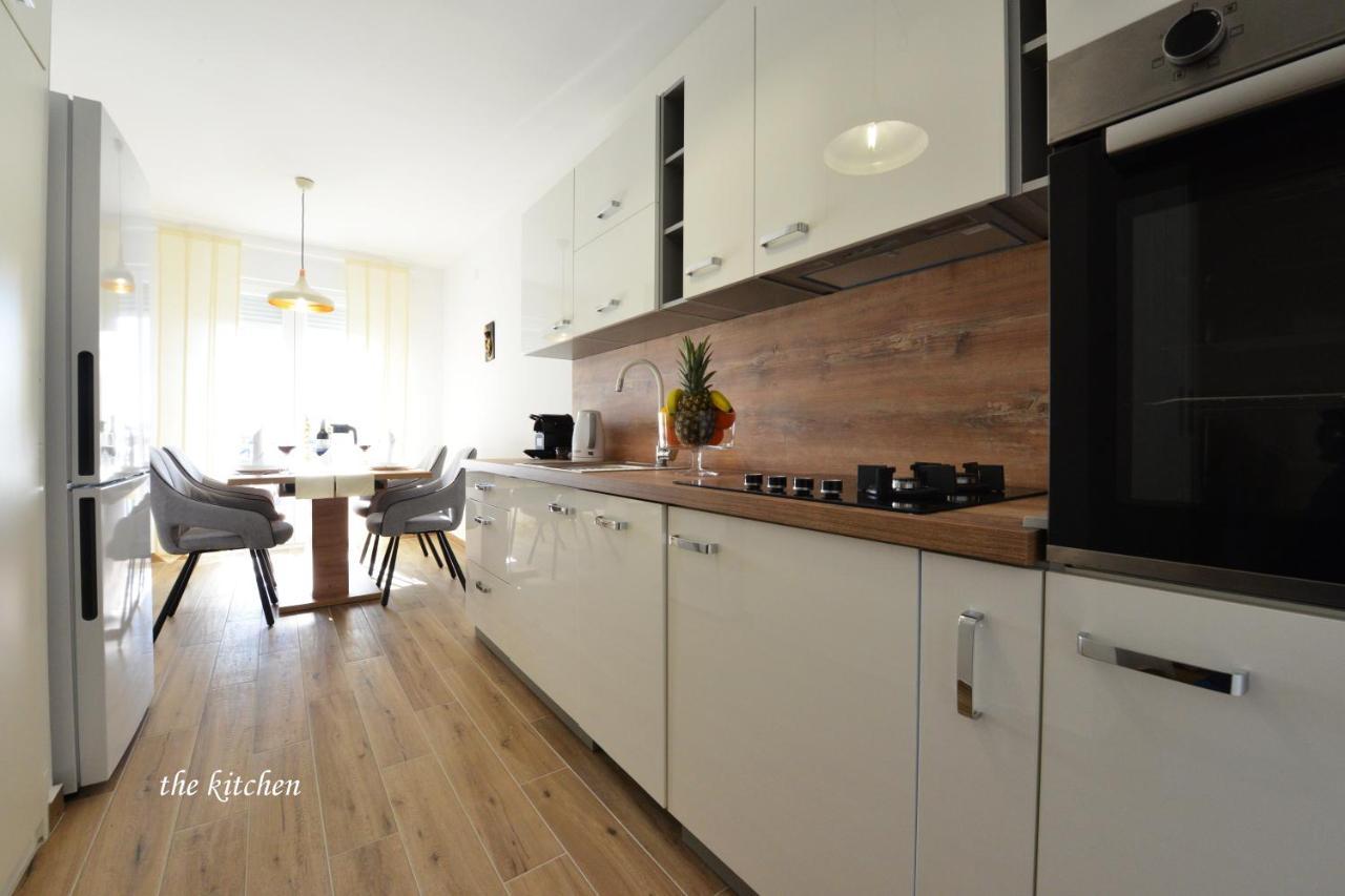Apartman Lola 자다르 외부 사진